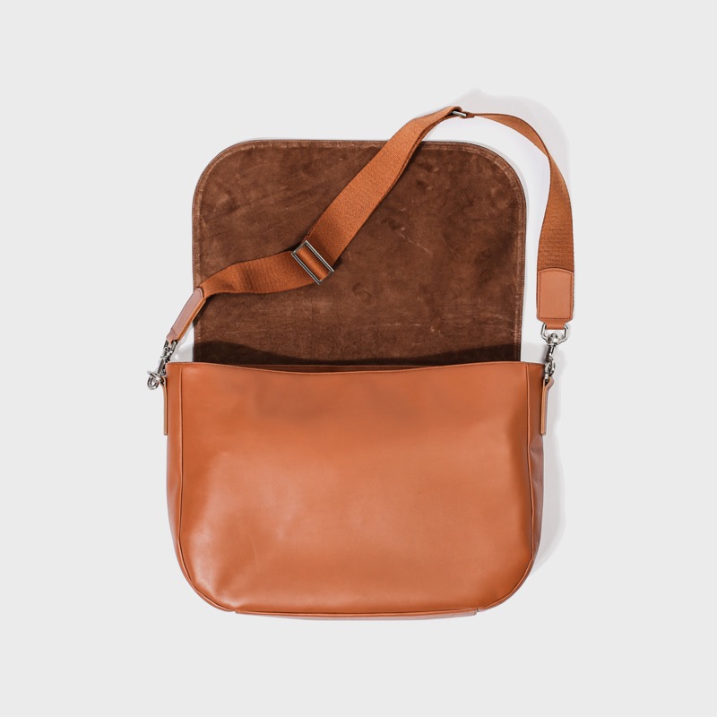 leather runners bag(camel)